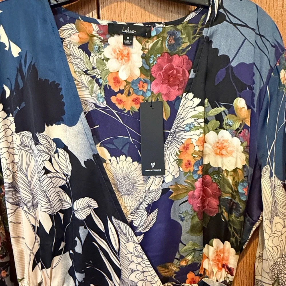 NWT Lulu’s Satin Maxi Dress - Picture 5 of 7